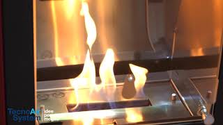 Video ufficiale Biocamino RUBY Tecnoair. Stufa a bioetanolo statica, calore per irraggiamento e fiamma viva. Installazione semplice!