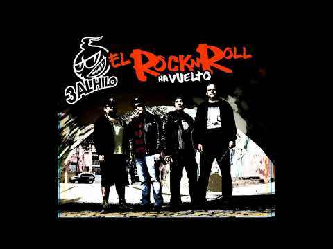 3 AL HILO - Caminando por la noche.