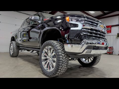2025 Chevrolet 1500 mit Mcgaughys 9"-Höherlegung und 38"-Reifen!