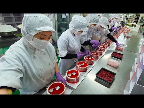 , title : 'جولة في مصنع الكيك الصيني مستحيل تقاوم الفيديو 😋🥺🔥'