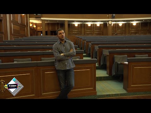 n'ZOOM 105 - Rrugëtimi ndërvite i Memlit mes politikës dhe muzikës