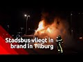 Bus in lichterlaaie in Tilburg, passagiers op tijd eruit