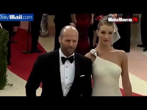 Rosie Huntington-Whiteley elegant as ever at the 2016 Met Gala