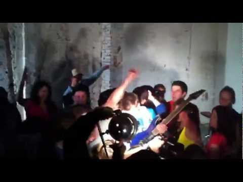 Bagga Bownz video clip