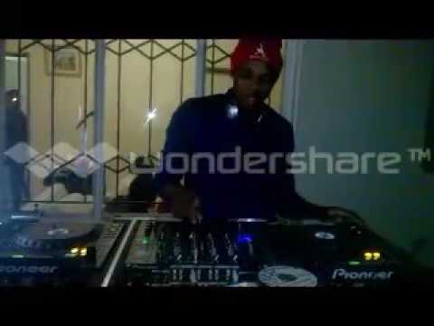 King Sxova on Pioneer 900s