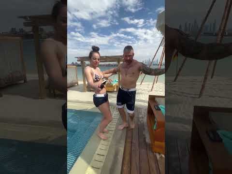 Fachiru & Ruxandra Ailenei - cei mai buni dansatori de pe plaja din Dubai #shorts #youtubeshorts