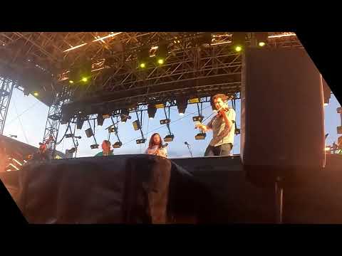 Billy Strings LIVE 2nd Set Joined by Trey Anastasio of Phish for the last half Pier 17 NYC 6-29-22