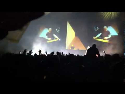 Paul Kalkbrenner // Zulu // Icke Wieder Tour // 10.12.11 // Bregenz, Austria