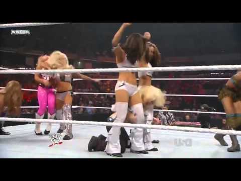 WWE Raw 09/27/10 Divas Battle Royal - #1 Contenders Match