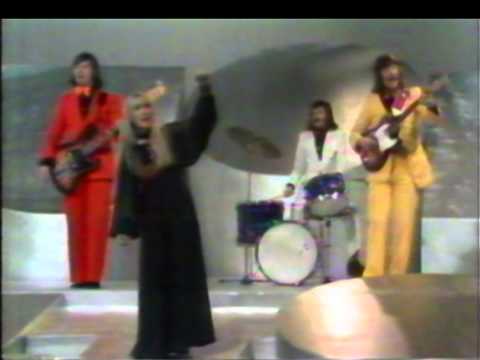 Video thumbnail for Yellow Boomerang
