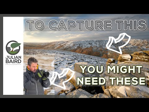 Photographing a Winter Wonderland with the NEW @vallerret  Skadi Zipper Mitt LRS Gloves | Review