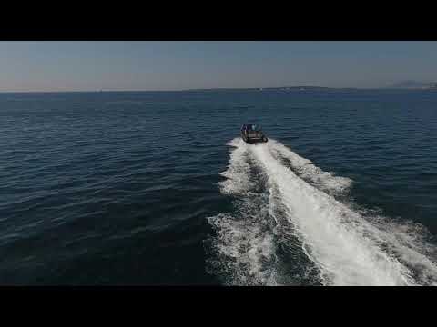 Charter a Luxury RIB in the Riviera: Goldfish 29 Sport