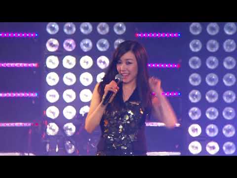 GIRLS' GENERATION | SNSD - 'Hahaha Song' at 'I AM' SMTOWN Live '10 in Madison Square Garden