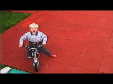 ENDLESS DIVE - DEUX ROUES (OFFICIAL VIDEO)