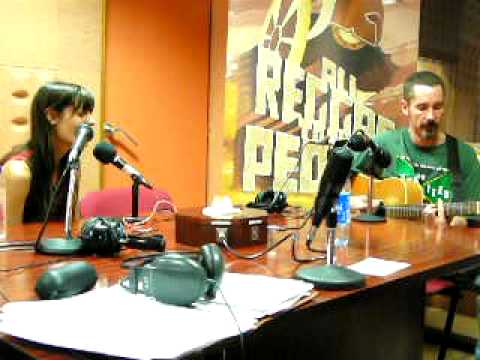 V All Reggae to the People, Chris Murray en Radio Contadero