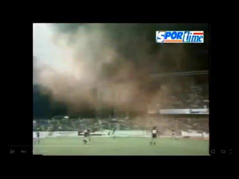 3 octobre 1984 Neuchâtel Xamax - Olympiakos Le Pirée 2-2 / 1/32 finale coupe UEFA