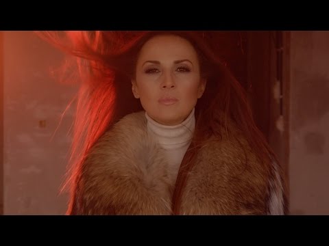 Aleksandra Radovic - Neka Me Osude Svi (Official Video 2016)