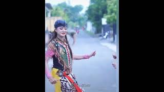 Download lagu Sempat viral pada masanya! joget viral ku berlayar dilautan  #tiktok #short #viral #shorts mp3