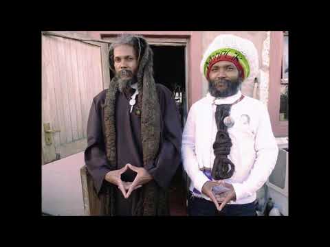 Dennis Brown - Ole man river and Dub Version