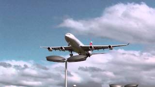preview picture of video 'Swiss Airbus A340-300 ZRH Runway 28'