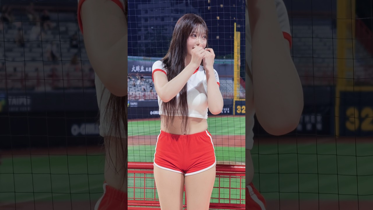 喜原自帶喜感😂 #啦啦隊 #可愛 #味全龍 #權喜原 #권희원 #小龍女 #美女 #DragonBeauties #台湾野球チア #可愛い #cheerleader