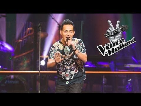The Voice Holland 2015 2016 - Kelvin Muïs - Wake Me Up - Best Blind Auditions