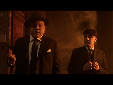 Las Barbies  -  Juan De Ron & Angel Cervantes