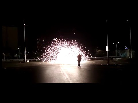 100mm shell TITANIUM SALUTE ON THE GROUND 300g NEC