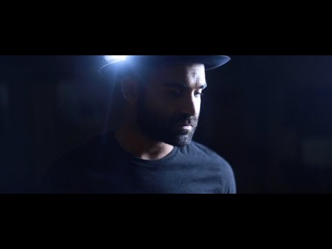 download lagu mp3 mp4 Je Vais Au Lit, download lagu Je Vais Au Lit gratis, unduh video klip Je Vais Au Lit