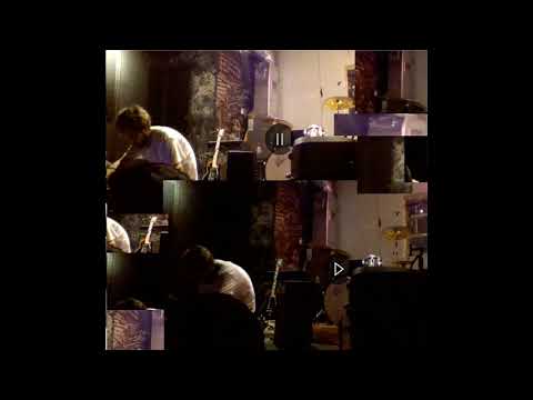 Lil Tofu - First Live // Noise Drone Dance Party 2016​!​! (Ultra LoFi Bass Edition)