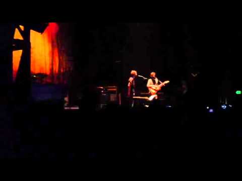 Band of Horses - Evening Kitchen (live in Houston) - October 24th, 2012