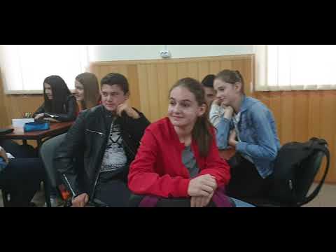 Viata cotidiana in anii '80 - expozitie a elevilor din Leicesti (Cosesti, Arges).