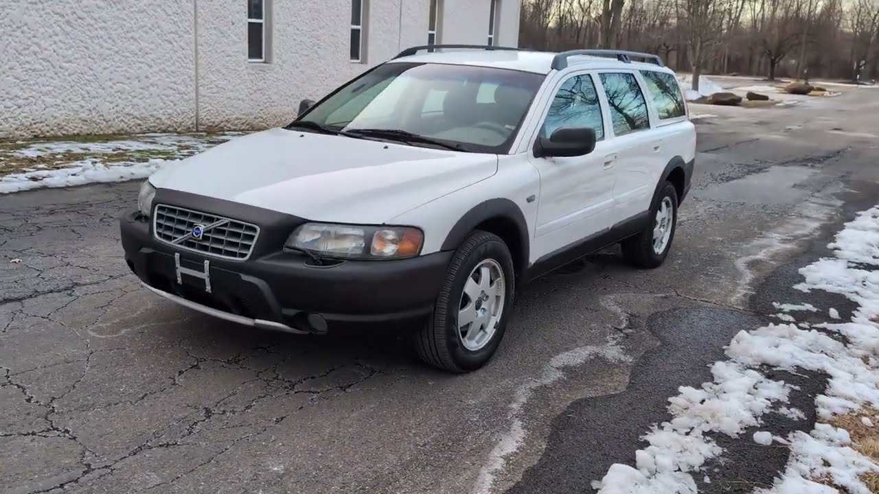 2004 Volvo XC70 Cross Country Wagon Walk-around & Test ...