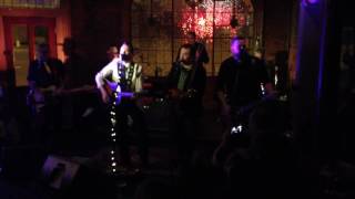 Dave Wright & the Midnight Electric w/Mick Thomas, 'Wide Open Road'