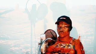 Download lagu Luis Fonsi , Demi Lovato - Échame La Culpa (English Version) mp3