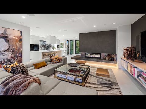 621 Mildred Avenue | Venice - The Agency