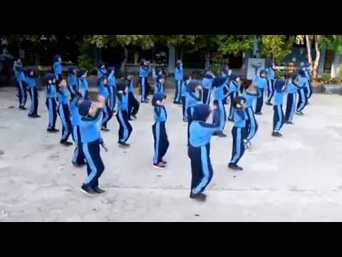 Senam Go Green SDN 015 Balikpapan Selatan