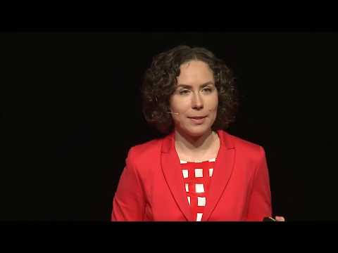 Ako zmizla mnohojazyčnosť z ulíc Bratislavy? | Lucia Molnár Satinská | TEDxBratislava