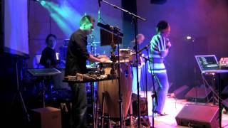 SIYOU&#39;n&#39;HELL - In Your Hands (Charlie Winston) - live 2010