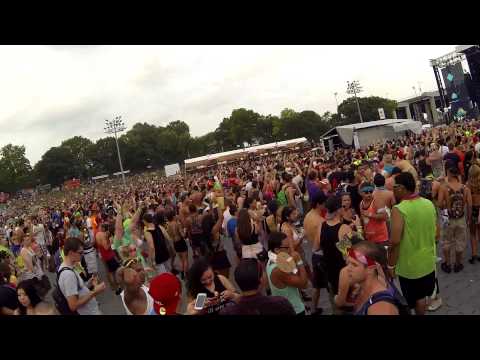 Bingo Players - Animals - EZoo Electric Zoo 2013