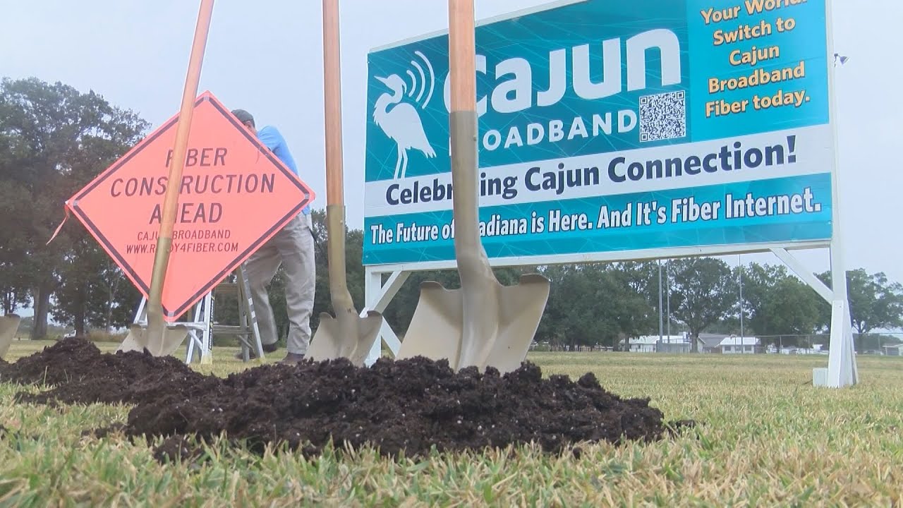 Iberia Parish breaks ground on fiber projects by Cajun Broadband