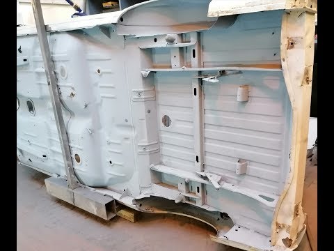 Justin's Peugeot 305 Restoration Part 3 - Underseal removal, Blasting.