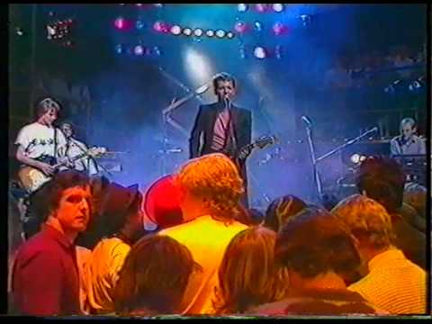 Icehouse   Street Cafe Live on The Tube