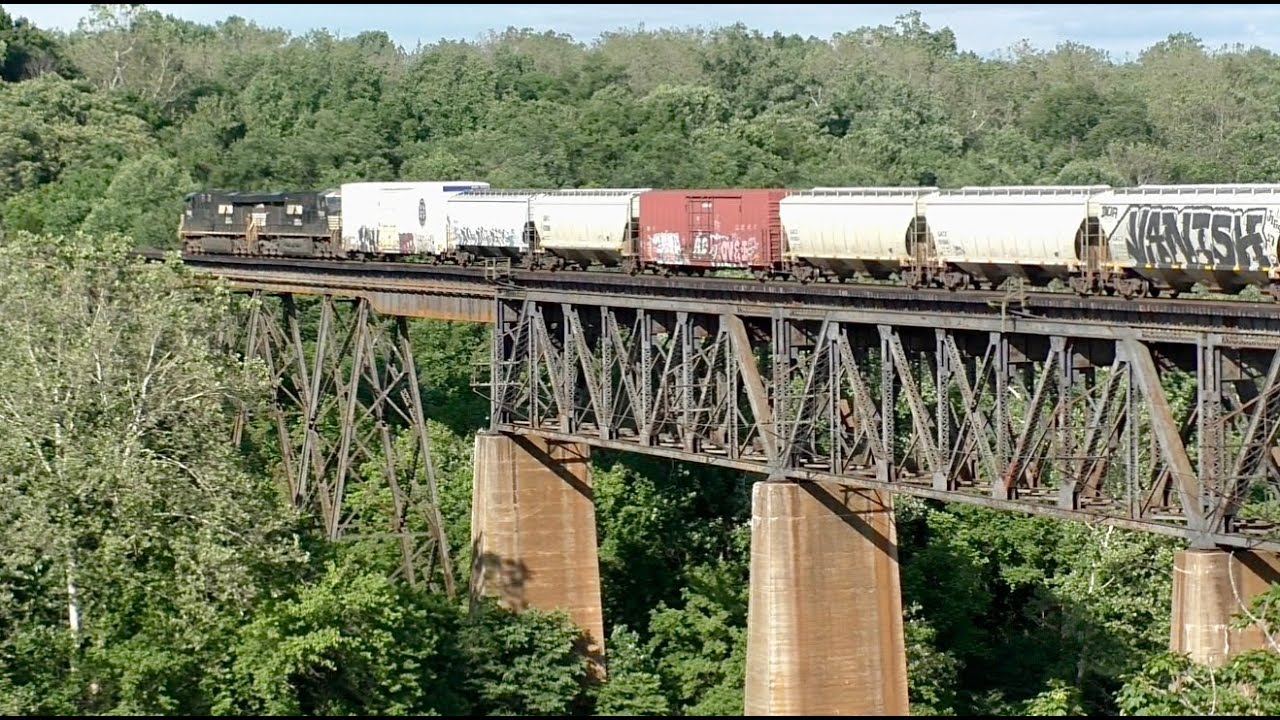 NS 18T Manifest Crossing Potomac River at Shepherdstown, WV.