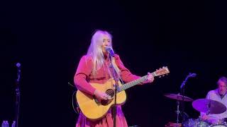 Ellie Holcomb -- Hope's Gonna Find You (Live)