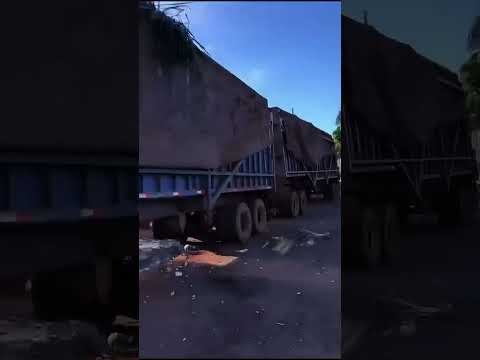 CAMINHÃO DESTRÓI CASA EM CAPINÓPOLIS!