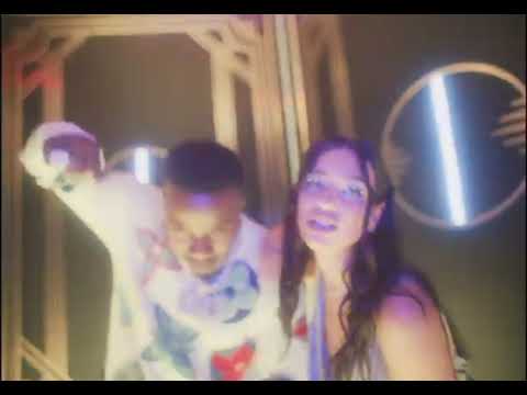 Adore you  X Levitating