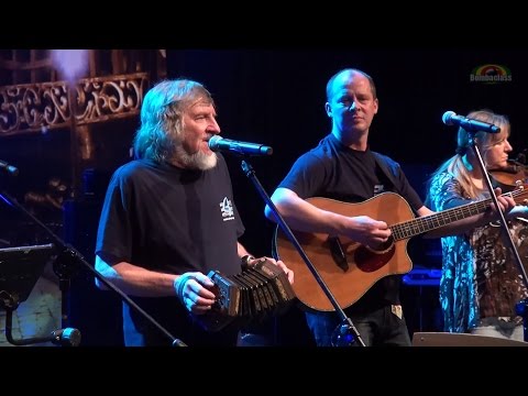 Cztery Refy "Fajna Ferajna" Live @ Fest. Pios. Żeglarskiej"Kopyść 2016"