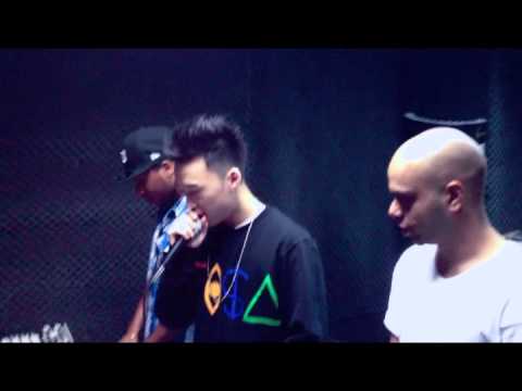 Alrocco Freestyle (KruLeaZy on the beat)