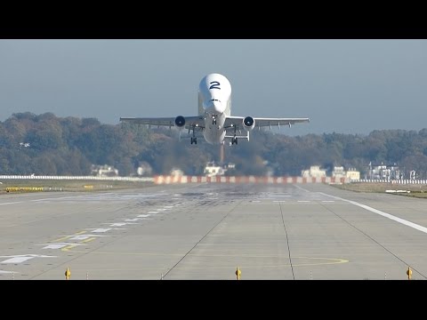 Flight Action at XFW - Full Frontal View! Airbus Plant Hamburg, 28.10.2014